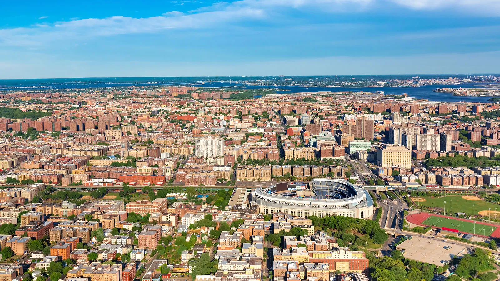 Aussicht auf die Bronx und das Yankee Stadium in New York