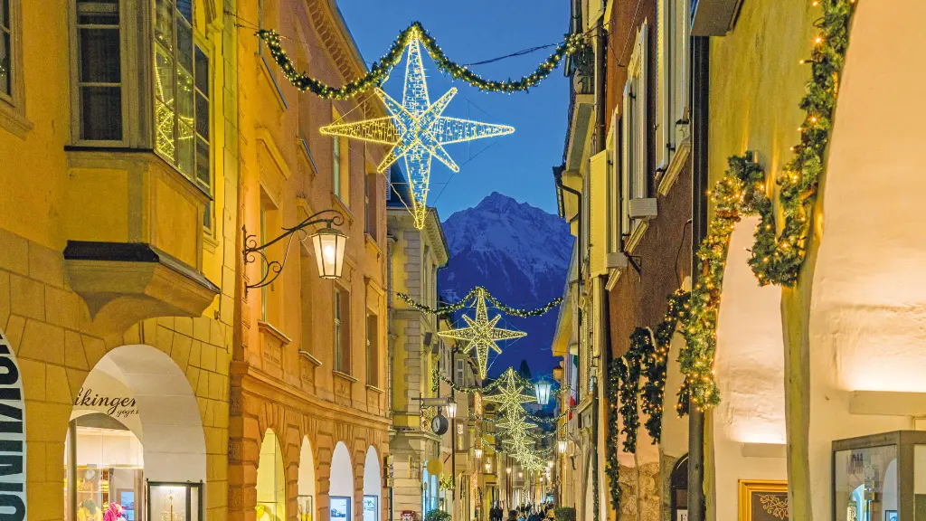 5197_Adventszauber-Suedtirol_content_1920x1080px_Innenstadt_Meran