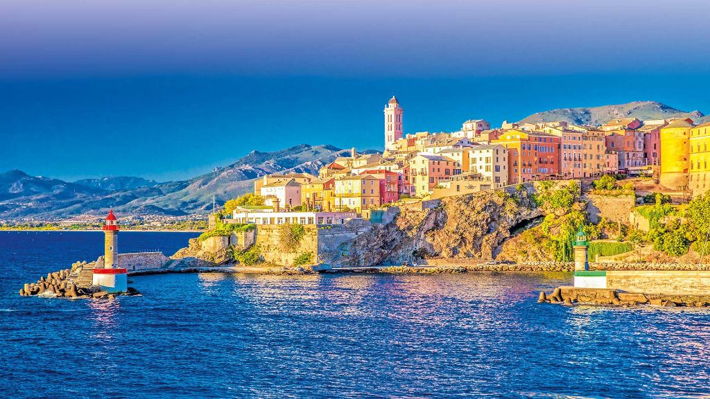 Korsika und Sardinien - Blick auf Bastia