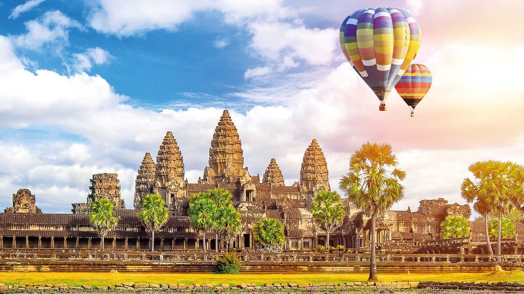 Vietnam und Kambodscha Angkor Wat Tempel 
