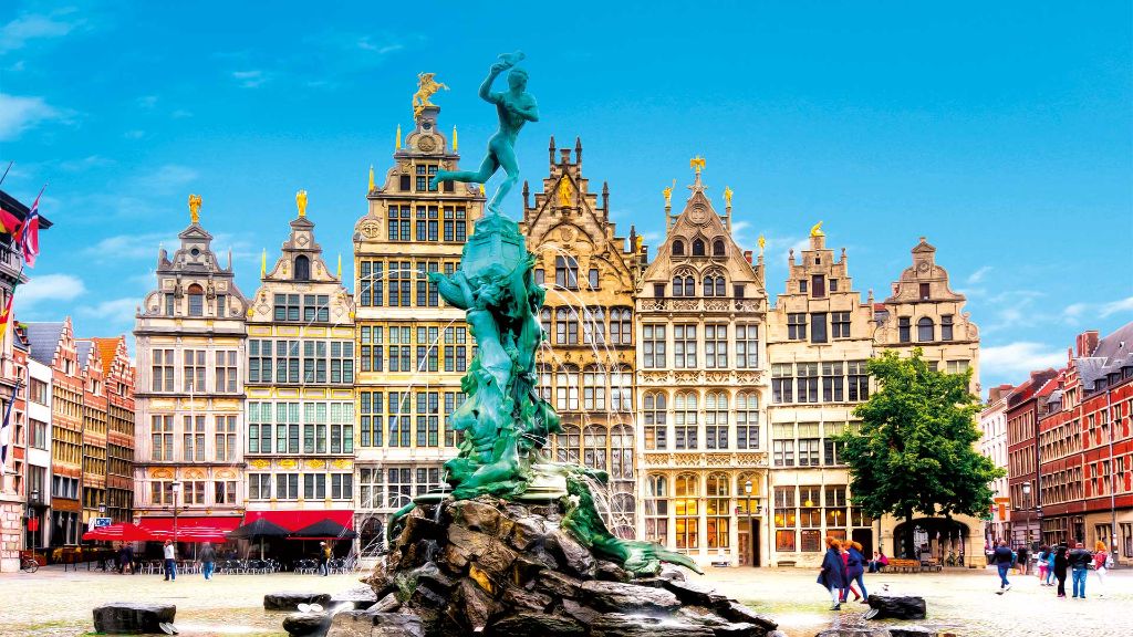 Benelux Zu Besuch bei unseren königlichen Nachbarn - Belgien: Marktplatz in Antwerpen