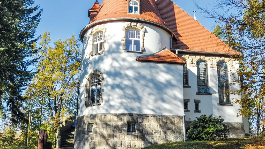5338_Kurlaub-in-Bad-Flinsberg_1920x1080px_Gerhart_Hauptmann_Haus