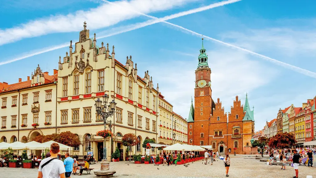 5357-Krakau-und-Schlesien_content_1920x1080px_Breslau-rathaus