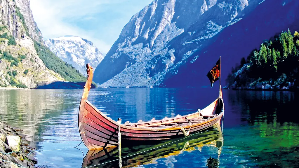 Nordkap-lofoten_Wikingerschiff