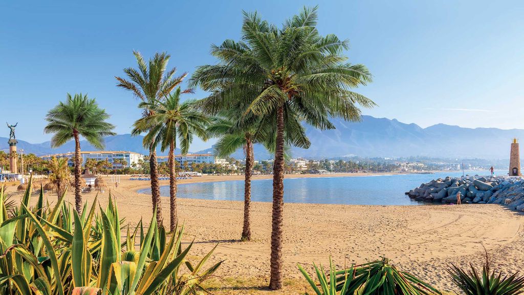 Spanien Glanzlichter Andalusiens - Strand in Marbella