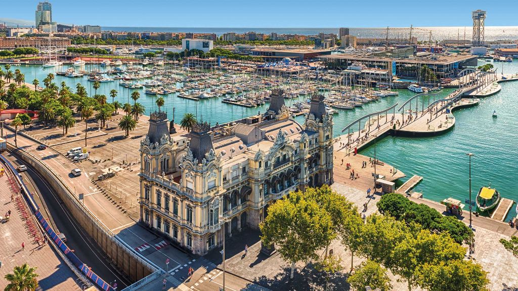 Spanien Kururlaub Costa Dorada -Hafen von Barcelona