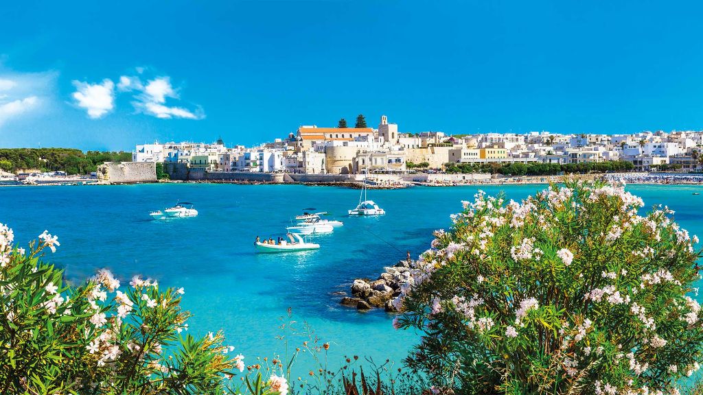 Italien Apulien Strahlende Schönheit - Hafenstadt Otranto