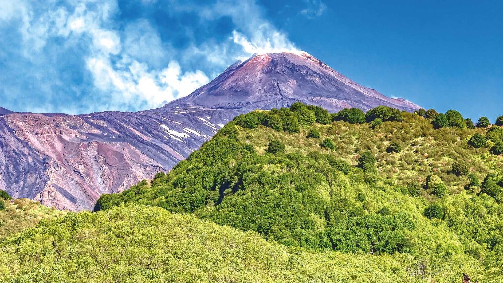 Italien Sizilien Inselgöttin unter dem Ätna - Ätna