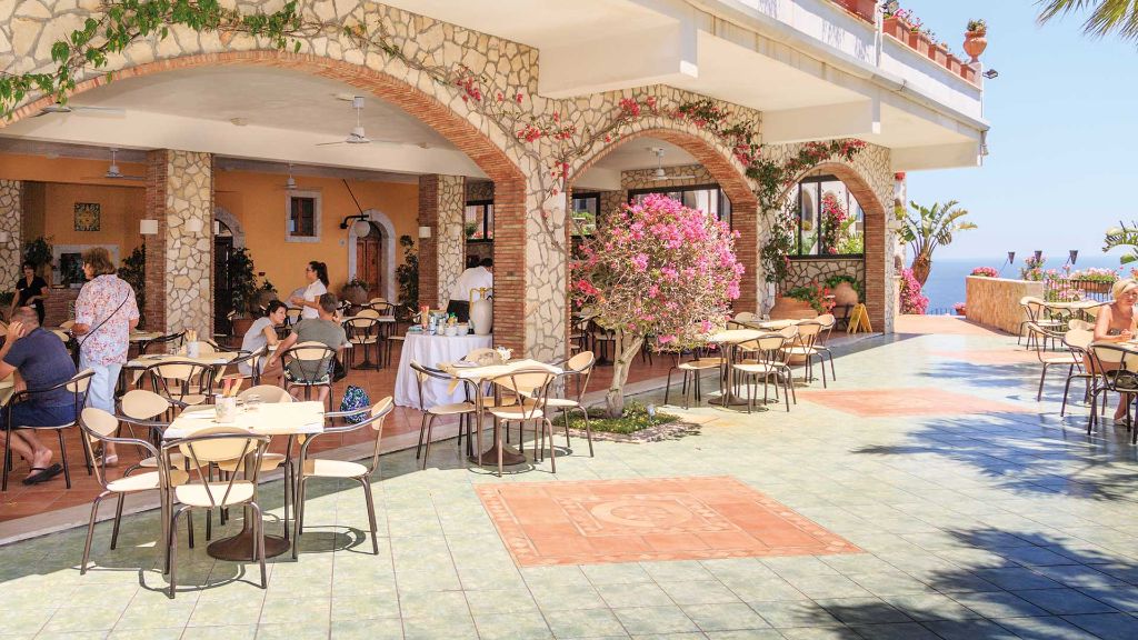 Italien Sizilien Inselgöttin unter dem Ätna - z. B. Hotelanlage Antares Olimpo – Le Terrazze, Letojanni