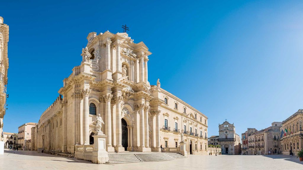 Italien Sizilien Inselgöttin unter dem Ätna - Kathedrale von Syrakus