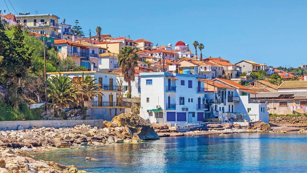 Griechenland Athen und die Kulturschaetze der Peloponnes -Blick auf Kalamata 