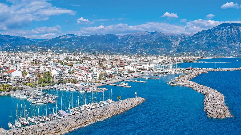 Griechenland Athen und die Kulturschaetze der Peloponnes - Hafen von Kalamata