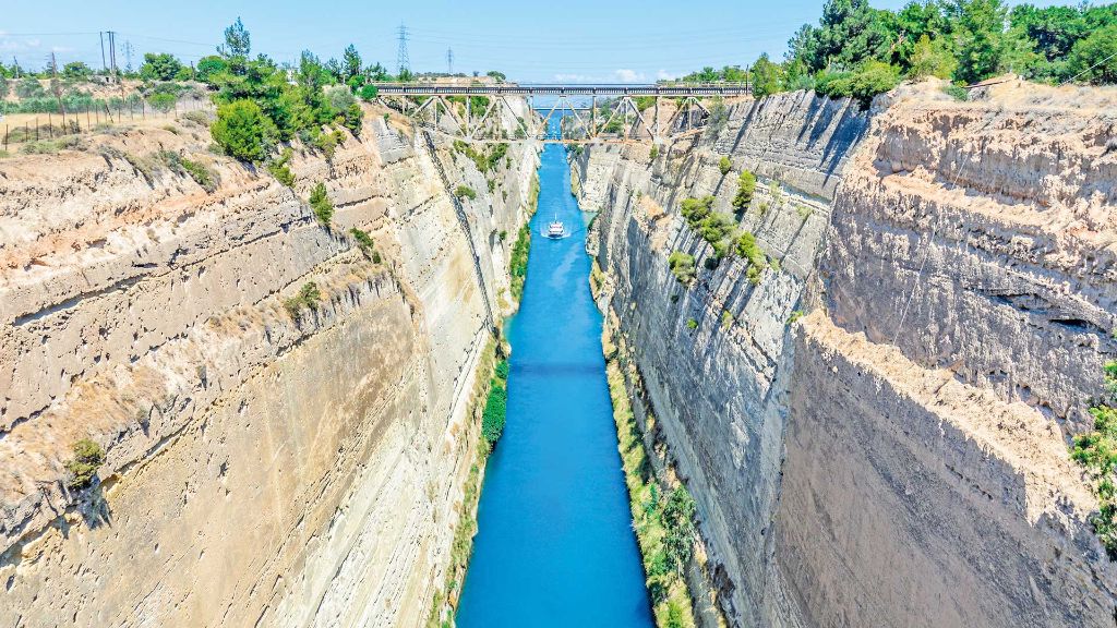 Griechenland Athen und die Kulturschaetze der Peloponnes - Kanal von Korinth