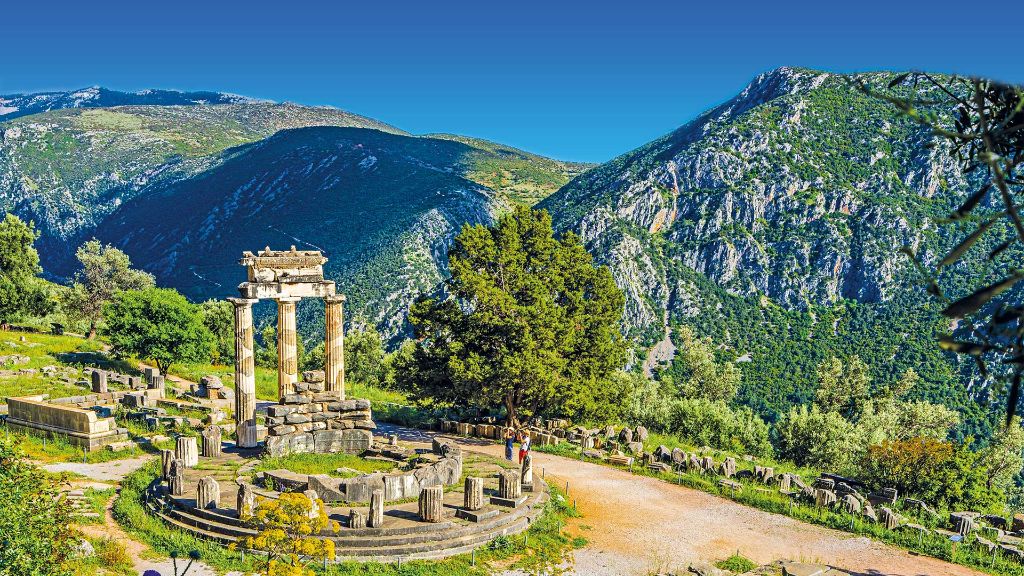 Griechenland Athen und die Kulturschaetze der Peloponnes -Orakelstätte Delphi 