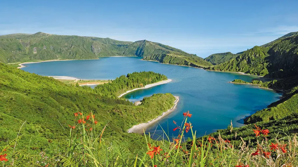 Azoren-Insel São Miguel Blick auf den Lagoa do Fogo vom Pico da Barrosa