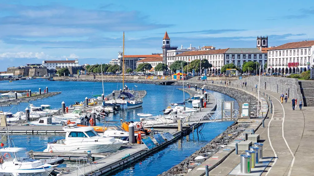 Azoren-Insel São Miguel Hafen von Ponta Delgada