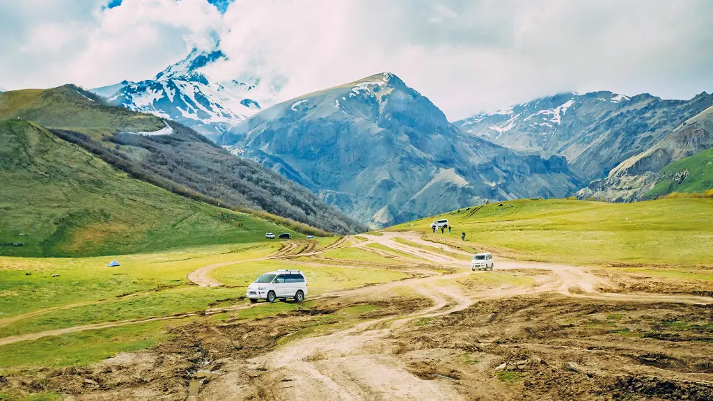 Geländewagenfahrt in den Großen Kaukasus