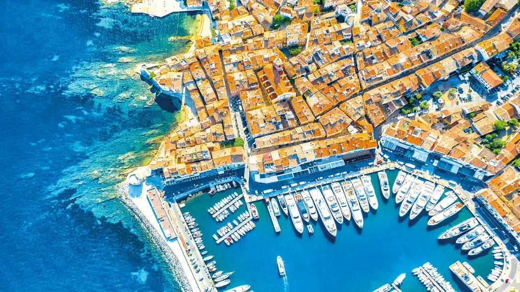 5866_suedfrankreich-mit-allen-sinnen_content_1920x1080px_yachthafen-saint-tropez