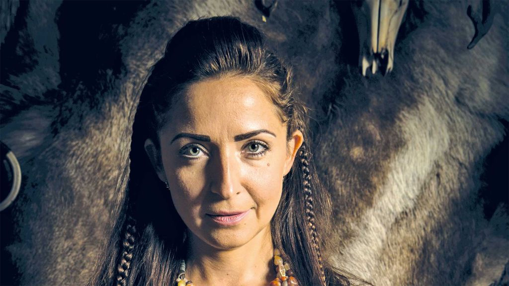 Island Gletcher, Geysire & gastfreundliche Wikinger - Sängerin Alexandra in „Vikingaheimar“