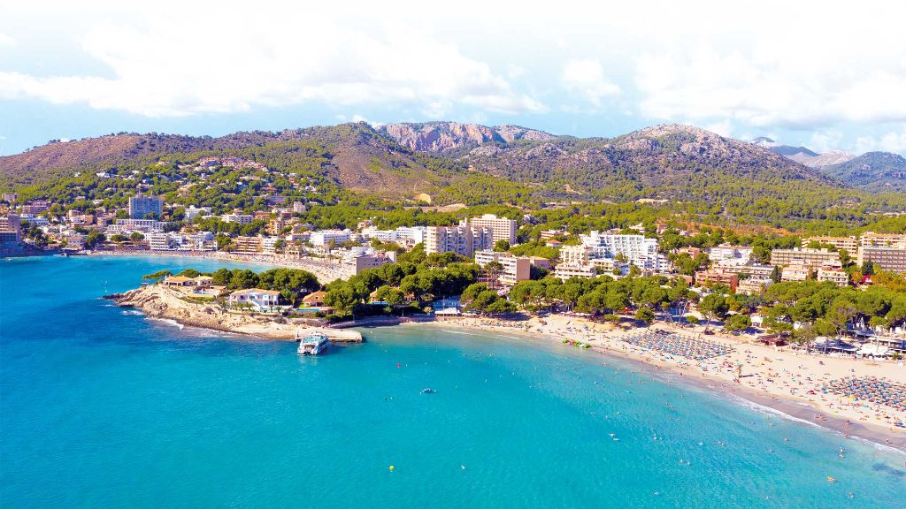 Premium-(K)urlaub auf Mallorca Ihr Hotel mit direkter Strandlage