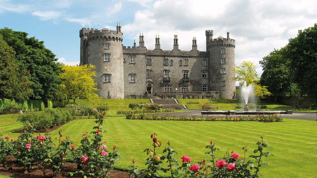 Glanzlichter Irlands - Gartenanlage von Kilkenny Castle