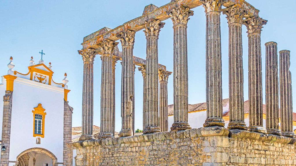 Glanzlichter Portugals Diana-Tempel