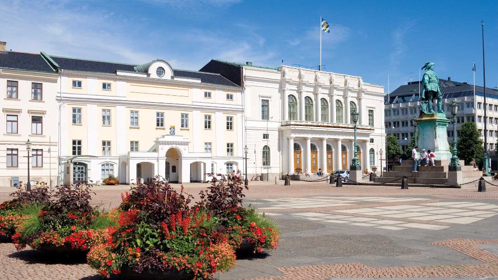 Skandinanische Städteerlebnisse - Gustav-Adolf-Platz mit Rathaus, Göteborg