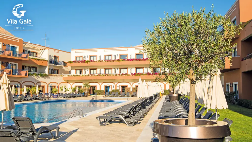 6636-37_Algarve-Lissabon_content_1920x1080px_VG_Tavira_Exteriores_7