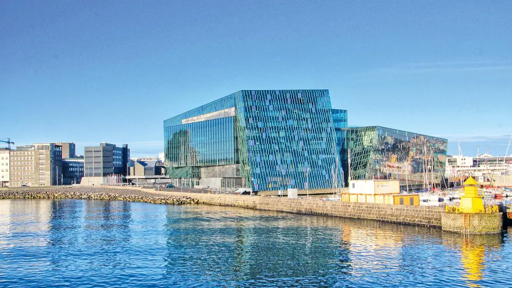6653_Sagenhaftes-Island_content_1920x1080px_Harpa-konzerthaus