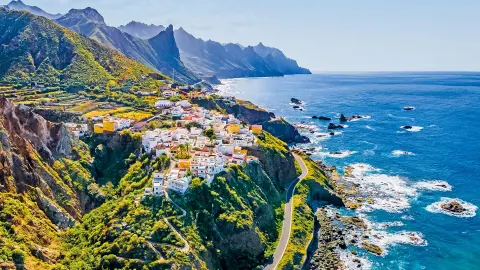 Ausblick auf die Klippen von Teneriffa-placeholder