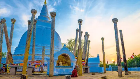 5236-37-Sri-Lanka_content_1920x1080px_Anuradhapura-1-placeholder