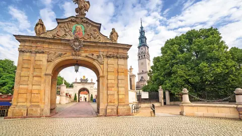 5357-Krakau-und-Schlesien_content_1920x1080px_Klosterportal-Jasna-Gora-placeholder