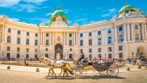 5390_Seefestspiele-Moerbisch_content_1920x1080px__wien-hofburg-placeholder