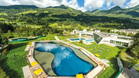 5521_Salzkammergut_25_DSC_8667-Alpentherme-Gasteig-01-placeholder