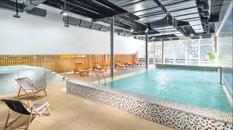 5539-Wandererlebnis-Riesengebirge_Pinia Hotel+Resort_Hallenbad2-placeholder