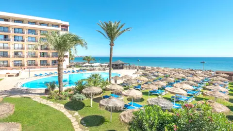 6894-95_7037-38_Das-Beste-aus-Andalusien_KG_Hotel_Exterior1-placeholder