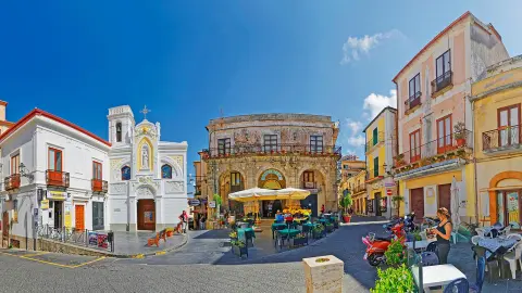 6085-88_Bella-Calabria_content_1920x1080px_Pizzo_Altstadt-placeholder
