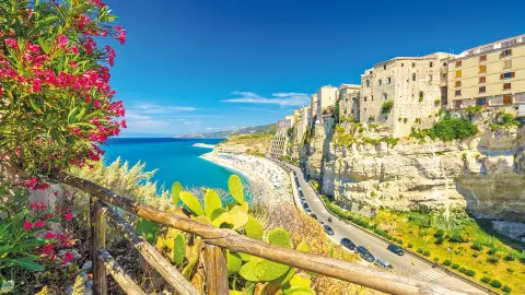 6085-88_Bella-Calabria_content_1920x1080px_Tropea-placeholder