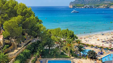 5877_Premium-Kurlaub-auf-Mallorca_content_1920x1080px_hotelbild_strand-2-placeholder