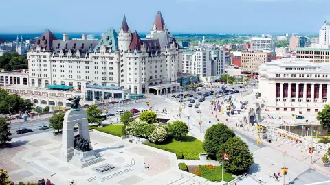 5882_Goldener_Herbst_Kanadas_Osten_Content_Chateau-Laurier_ottawa-placeholder