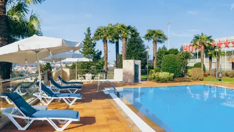 6631-Nordportugal-&-Galicien_content_1920x1080px_Gran-Hotel-Los-Abeto_pool-1-placeholder