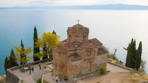 7086-87_Griechenland-Nordmazedonien-Albanien_Klosterkirche_Kaneo-placeholder