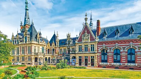 6616_Normandie+Bretagne_content_1920x1080px_Palais-Benedictine-placeholder