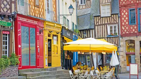 6616_Normandie+Bretagne_content_1920x1080px_Romantisches-Rennes-placeholder