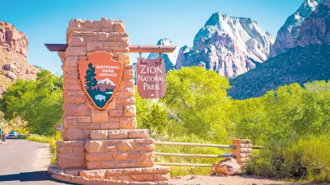 6618_Amerika-West_content_1920x1080px_Zion-Nationalpark-Einfahrt-placeholder
