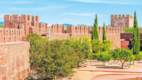 6632-35_glanzlichter-portugals_content_1920x1080px_burg-silves-placeholder