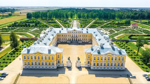 6654_Bezauberndes_Baltikum24_Schloss-rundale-placeholder