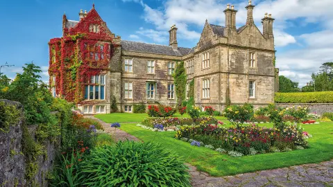 7029_irland-fuer-entdecker_content_1920x1080px_Muckross-House-placeholder