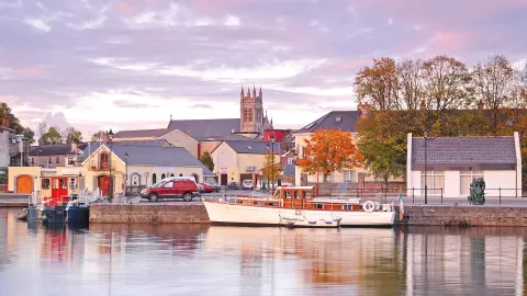6657_Glanzlichter-Irlands_content_1920x1080px_Carrick-on-Shannon-placeholder