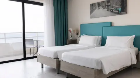 7077_Malta_content_1920x1080px_Hotel_Zimmerbeispiel3-placeholder
